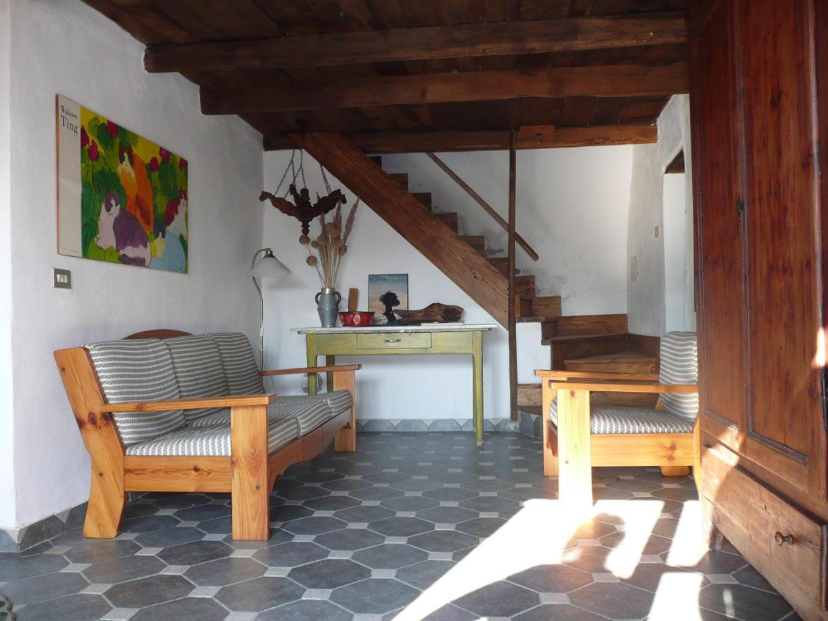 B&B La Civetta Ponzone ภายนอก รูปภาพ